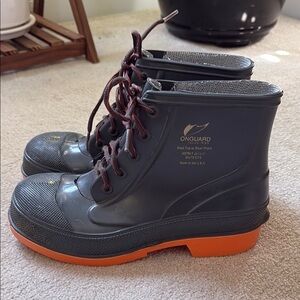 🪺Gray and Orange Steel Toe Boots:
